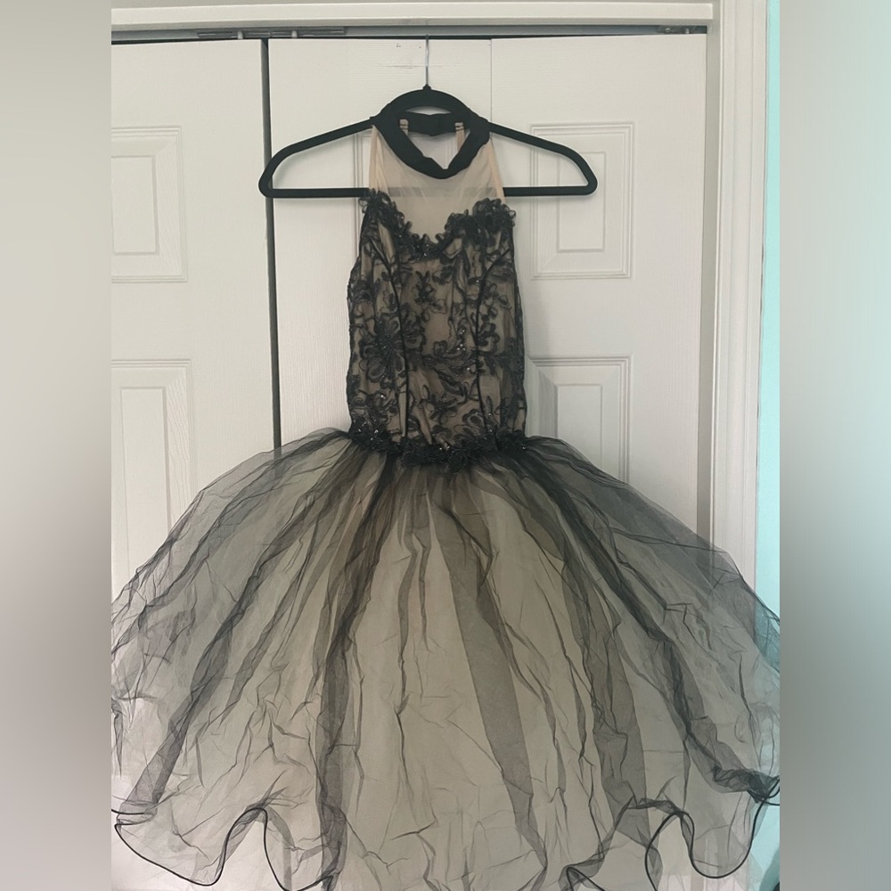 Dance costume